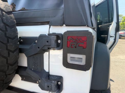 Used 2014 Jeep Wrangler Unlimited Sport w/ Quick Order Package 24S AWD/4WD image 25