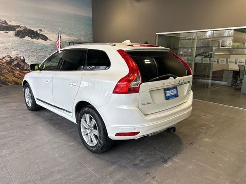 Used 2016 Volvo XC60 T6 w/ Proximity Package image 37