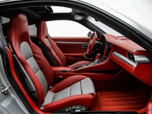 Used 2012 Porsche 911 Carrera S RWD image 46