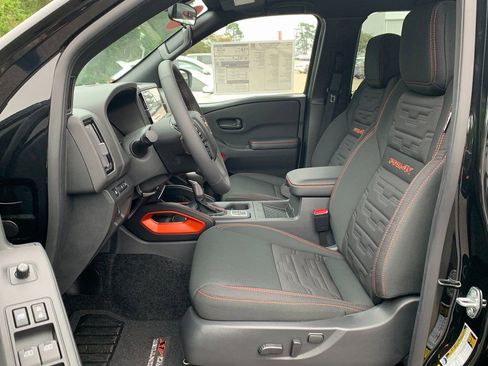 New 2026 Nissan Frontier PRO-4X w/ Pro-4x Convenience Package image 18