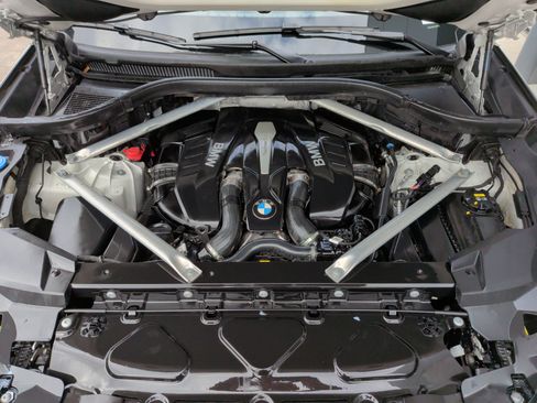 Used 2019 BMW X5 xDrive50i w/ M Sport Package image 36