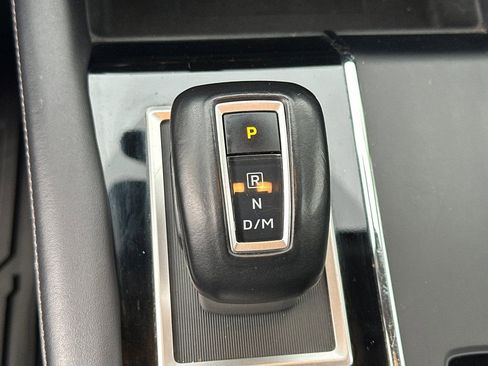 Used 2024 Mitsubishi Outlander SE image 27