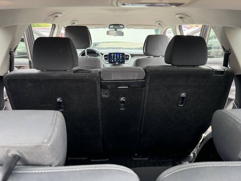 Used 2016 Kia Sorento LX AWD/4WD image 24
