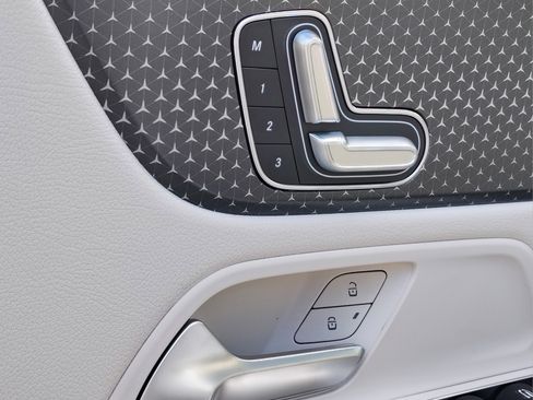 Certified 2026 Mercedes-Benz GLA 250 image 17