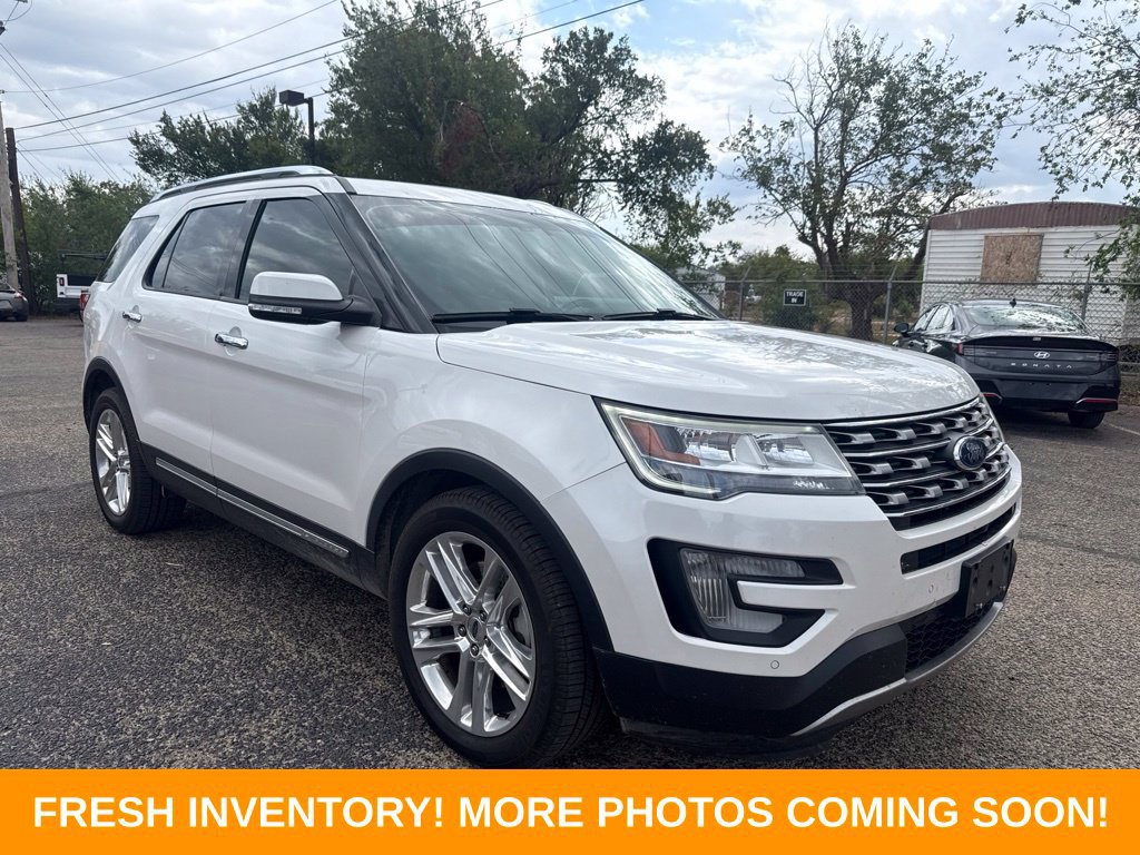 Used 2017 Ford Explorer Limited FWD image 1