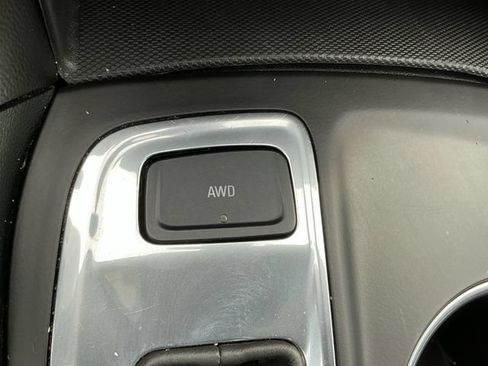 Used 2020 Chevrolet Equinox LT AWD/4WD image 24