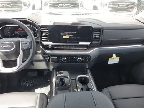 New 2026 GMC Sierra 1500 SLT w/ SLT Premium Package image 15
