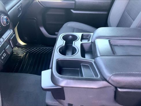 Used 2022 Chevrolet Silverado 1500 Custom AWD/4WD image 17