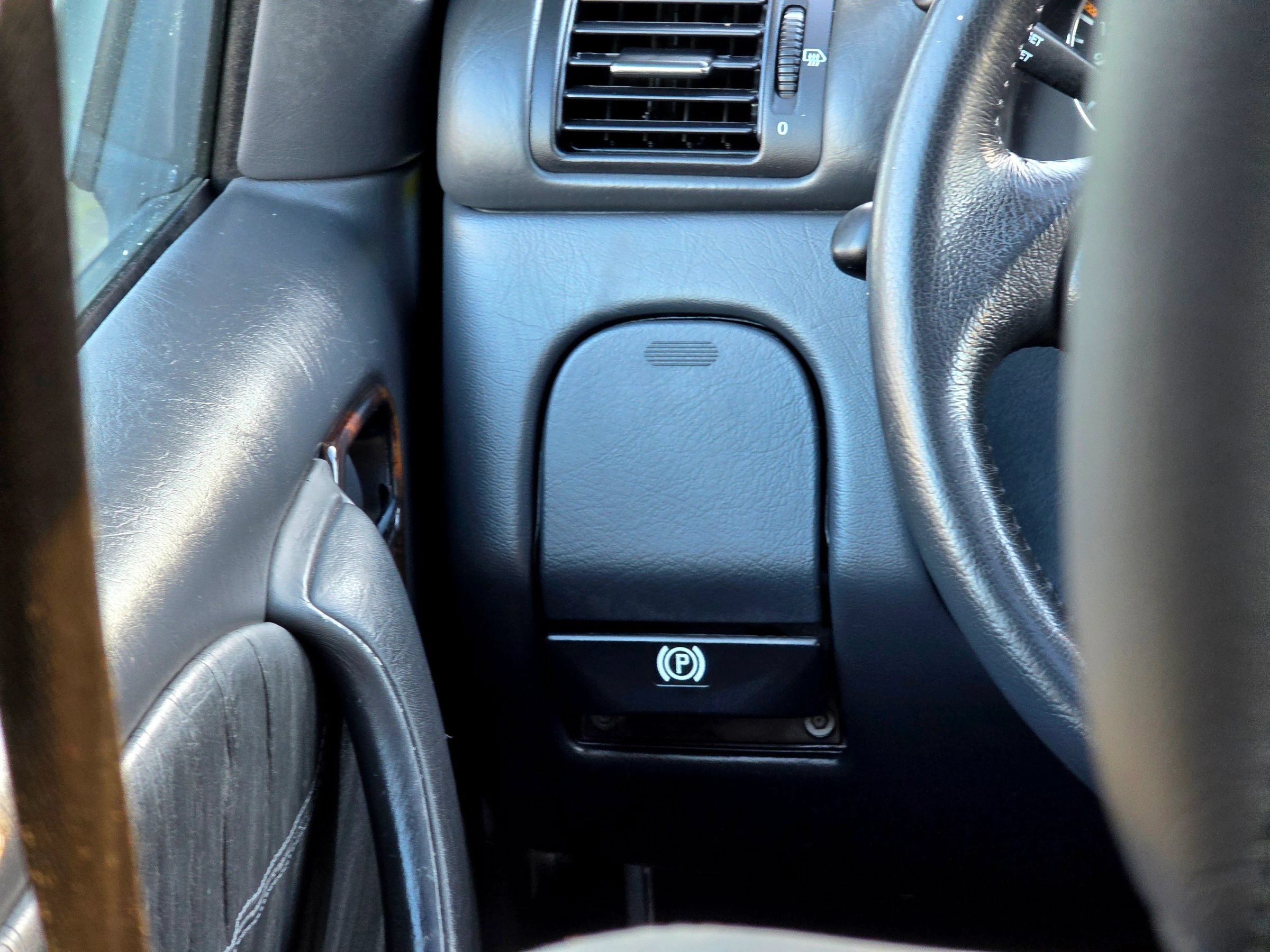 Used 2005 Mercedes-Benz ML 350 4MATIC image 16