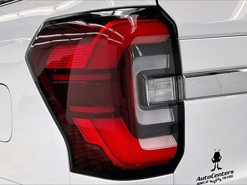 Used 2024 Ford Expedition Max Limited image 35