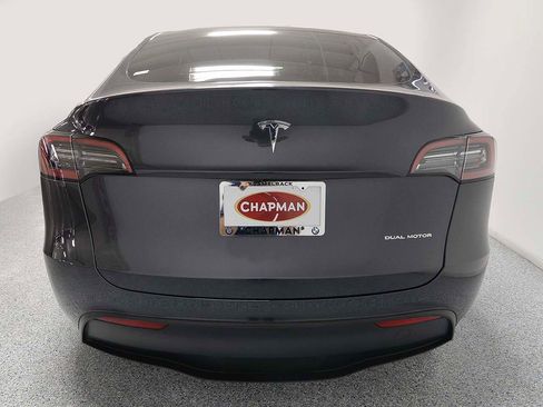 Used 2024 Tesla Model Y Long Range image 4