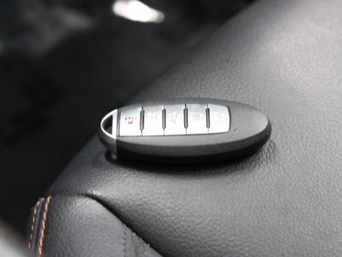 Used 2019 Nissan Altima 2.5 SR w/ SR Premium Package FWD image 11