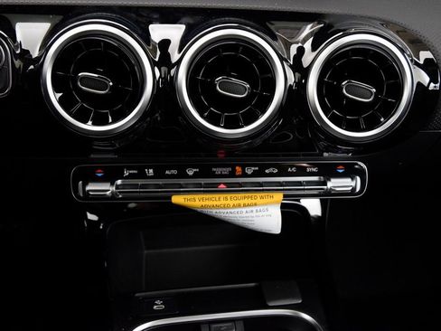 New 2026 Mercedes-Benz CLA 250 image 27