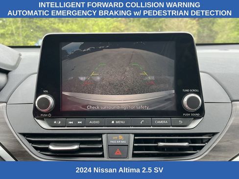 Used 2024 Nissan Altima 2.5 SV FWD image 5