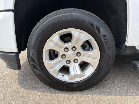 Used 2019 Chevrolet Silverado 1500 LT w/ All Star Edition AWD/4WD image 6