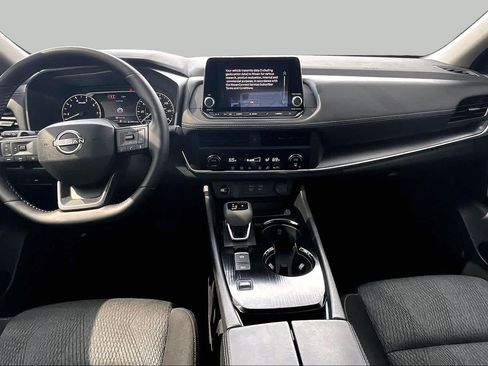Used 2026 Nissan Rogue SV FWD image 15