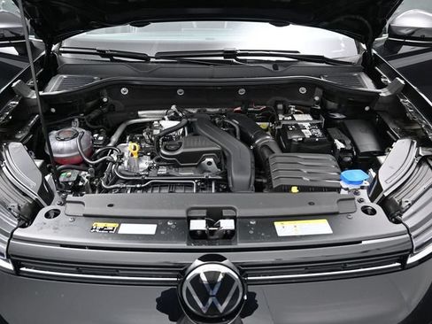 New 2026 Volkswagen Taos SE AWD/4WD image 15