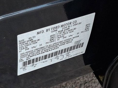 Used 2023 Ford Edge Titanium w/ Cargo Accessory Package AWD/4WD image 27