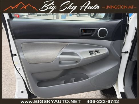 Used 2005 Toyota Tacoma 4x4 Access Cab image 12