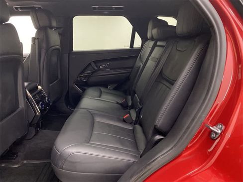 Used 2024 Land Rover Range Rover Sport Dynamic SE image 17
