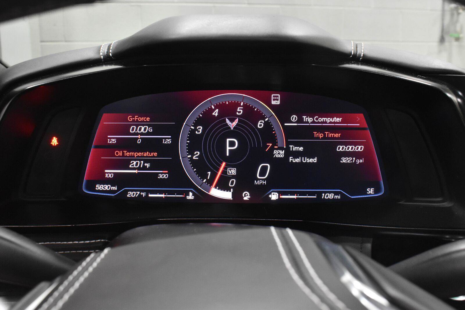 Used 2021 Chevrolet Corvette Stingray Premium Conv w/ Z51 Performance Package RWD image 17