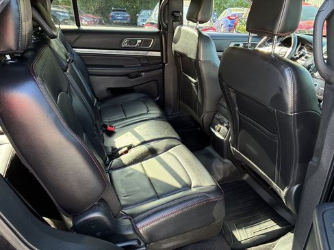 Used 2019 Ford Explorer Sport AWD/4WD image 18