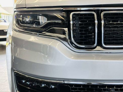 Used 2024 Jeep Wagoneer Series III AWD/4WD image 18