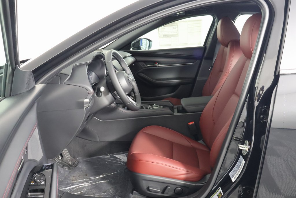 New 2026 MAZDA MAZDA3 Carbon AWD/4WD image 5