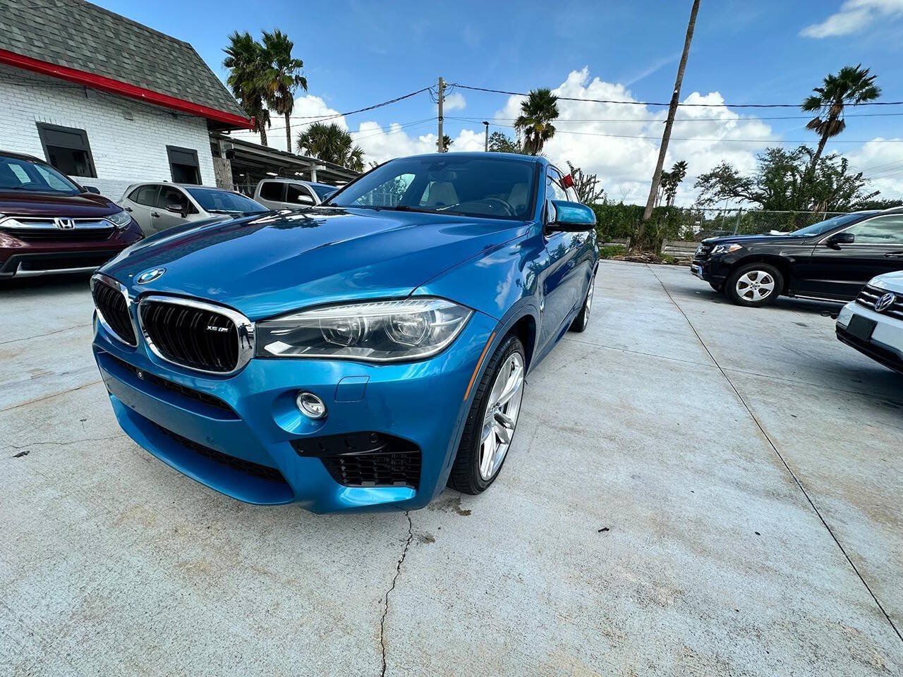 Used 2018 BMW X6 M AWD/4WD image 3