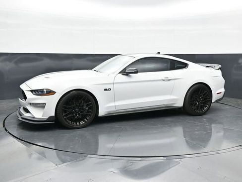 Used 2022 Ford Mustang GT Premium w/ Equipment Group 401A RWD image 6