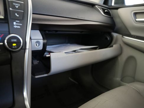 Used 2017 Toyota Camry XLE image 49