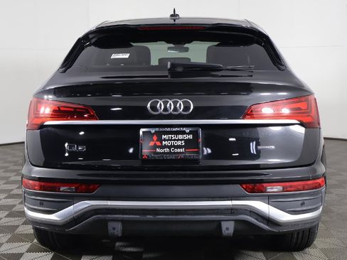 Used 2022 Audi Q5 2.0T Premium w/ Convenience Package image 12