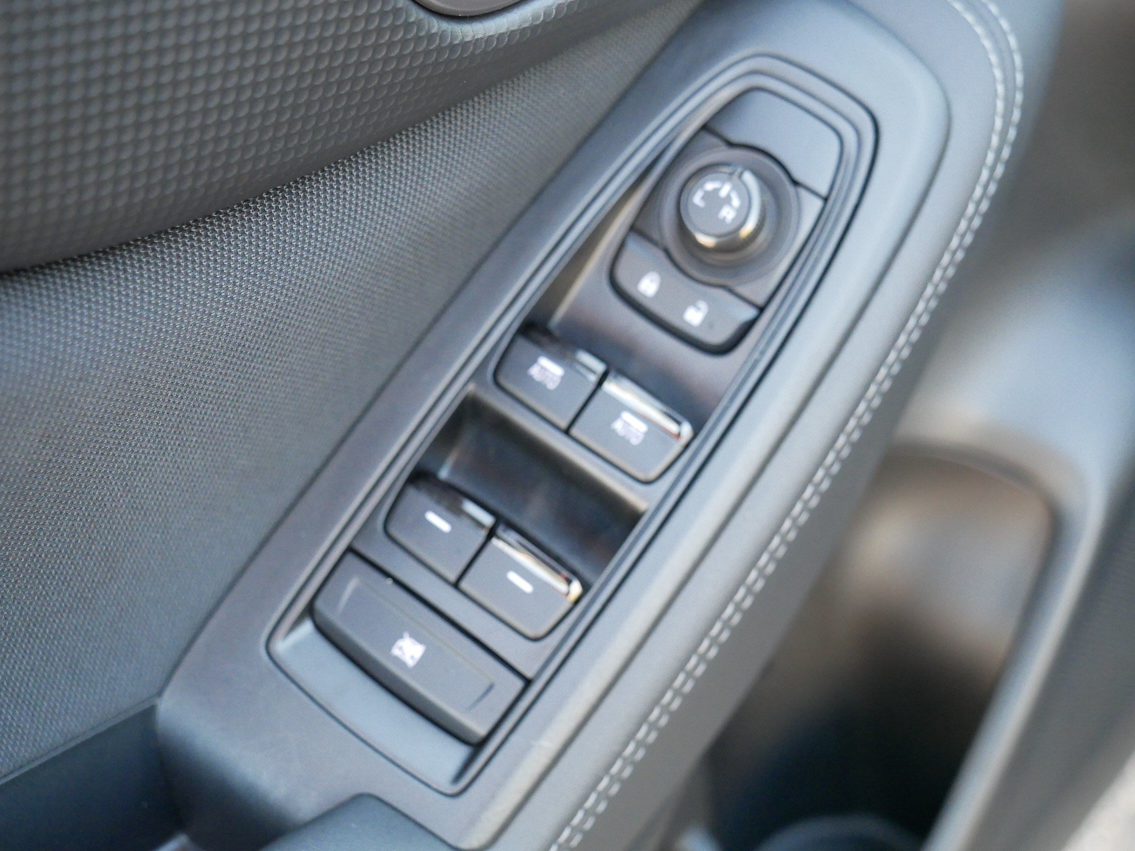 Used 2024 Subaru Forester Premium AWD/4WD image 19