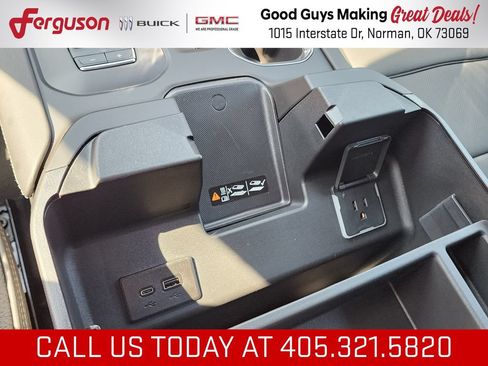 New 2026 GMC Sierra 2500 Denali w/ Denali Reserve Package AWD/4WD image 36