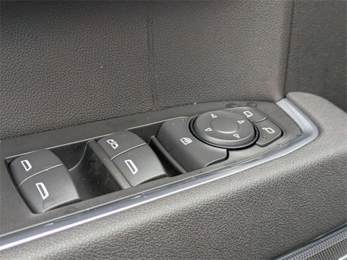 New 2026 Chevrolet Silverado 1500 LT Trail Boss w/ Convenience Package II image 9