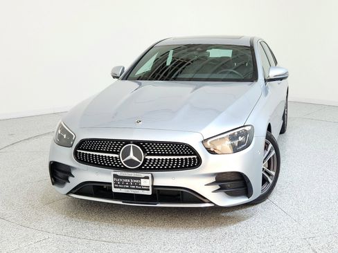 Used 2023 Mercedes-Benz E 350 Sedan image 2