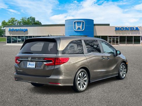 Certified 2023 Honda Odyssey EX-L image 5