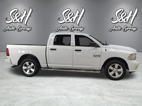 Used 2015 RAM 1500 Express AWD/4WD image 22