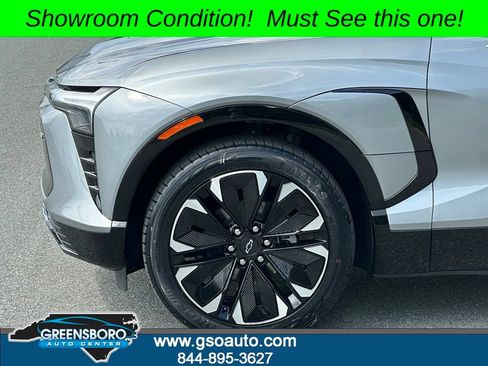 Used 2024 Chevrolet Blazer EV RS AWD/4WD image 38