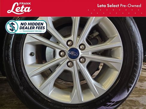 Used 2019 Ford Escape SE FWD image 14