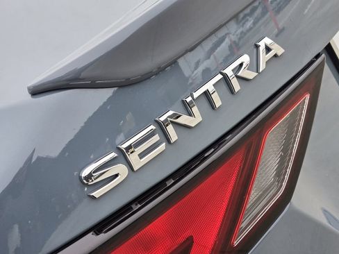 Used 2024 Nissan Sentra SR FWD image 10