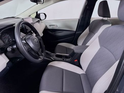 Certified 2025 Toyota Corolla LE image 6