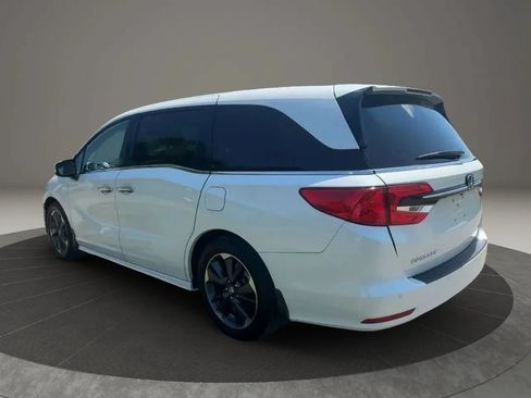 Used 2023 Honda Odyssey Elite image 4