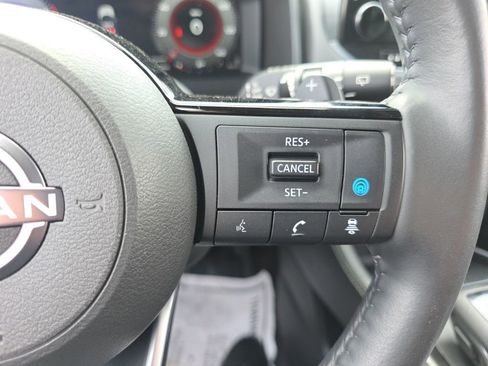 Used 2023 Nissan Rogue Platinum w/ Platinum Premium Package AWD/4WD image 12
