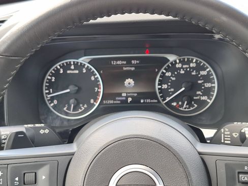 Used 2024 Nissan Pathfinder SV FWD image 20