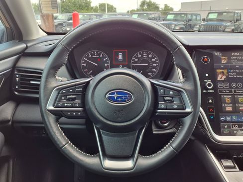 Certified 2025 Subaru Outback Premium AWD/4WD image 13