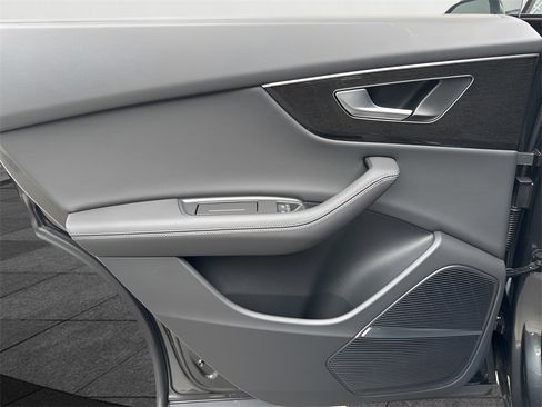 New 2026 Audi Q8 Premium Plus image 40