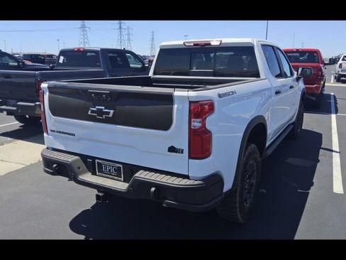 Used 2025 Chevrolet Silverado 1500 ZR2 w/ ZR2 Bison Edition AWD/4WD image 2