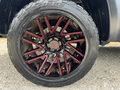 Used 2019 RAM 1500 Rebel w/ Level 2 Equipment Group AWD/4WD image 42