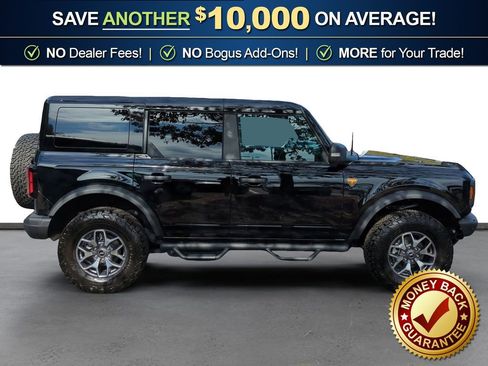 Used 2024 Ford Bronco Badlands image 8